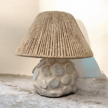 Indlæs billede til gallerivisning Stenlampe
