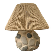 Indlæs billede til gallerivisning Stenlampe
